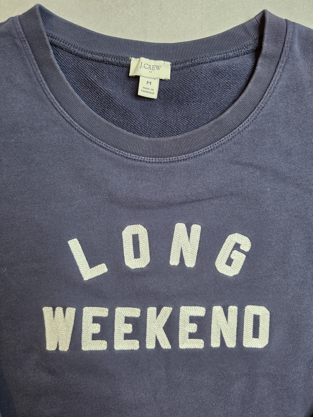 Womens J Crew 'LONG WEEKEND' Navy Graphic Sweatshirt Size Medium - Picture 2 of 7